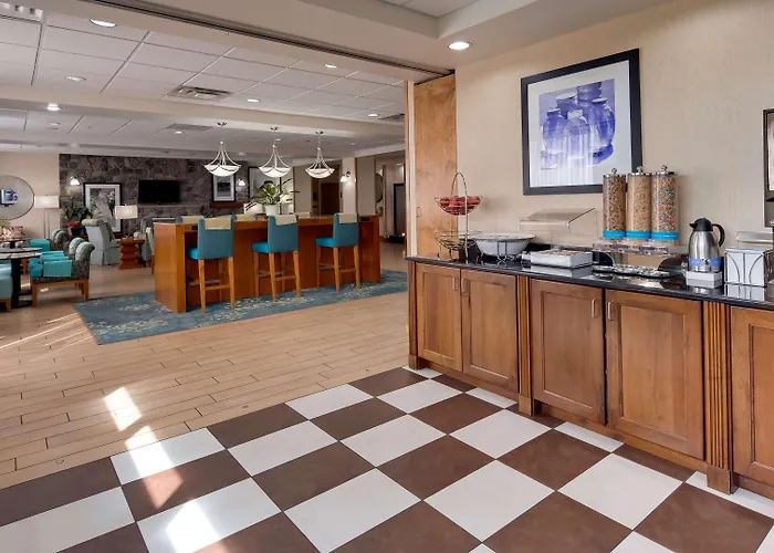 Hotel Surestay By Western Cheyenne