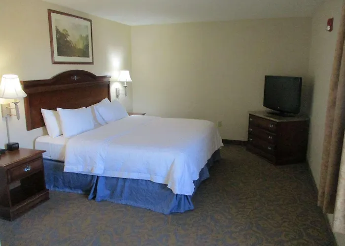 Hotel Surestay By Western Cheyenne