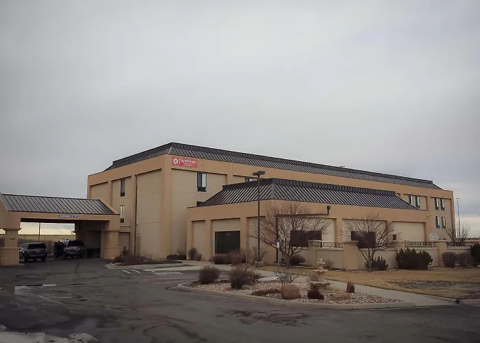 Hotel Surestay By Western Cheyenne