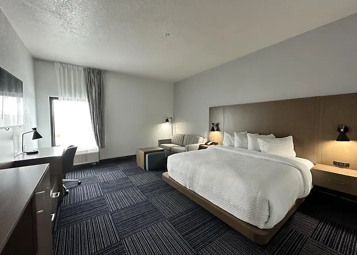 Surestay By Western Hotel 4*