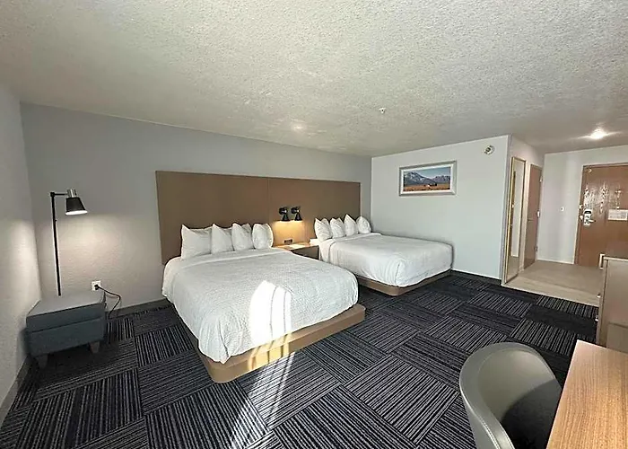 Surestay By Western 4*